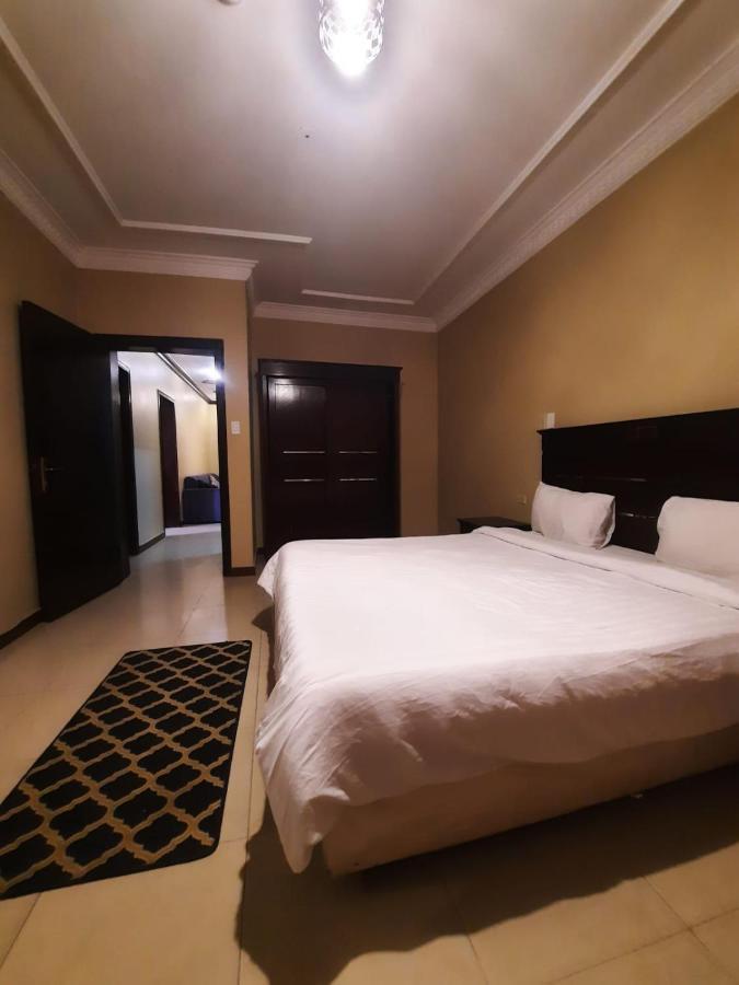 شقق العنوان للوحدات المخدومة Alanwaan Apartments For Serviced Units Dammam Exteriör bild