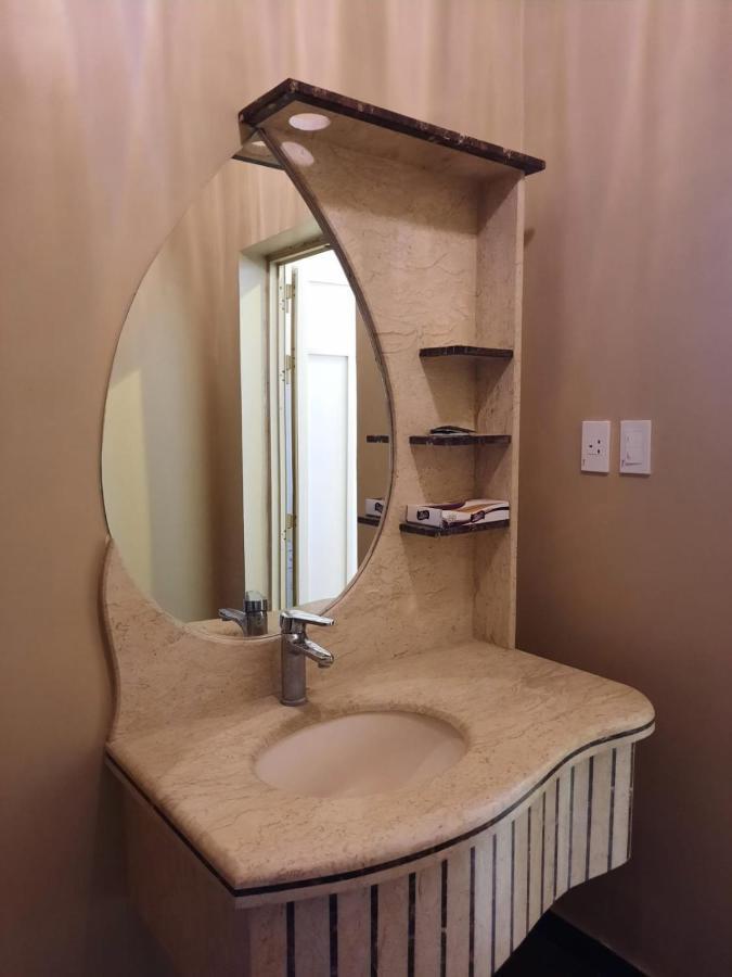شقق العنوان للوحدات المخدومة Alanwaan Apartments For Serviced Units Dammam Exteriör bild